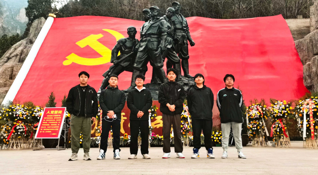 保定理工學院|管理學院|憶苦思甜祭烈士，風起清明表哀思