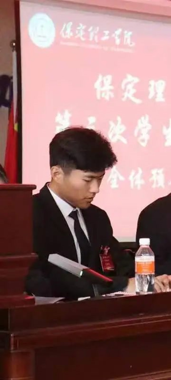 培樹經(jīng)典|管理學(xué)院|先進(jìn)引領(lǐng)方向，榜樣凝聚力量（五）