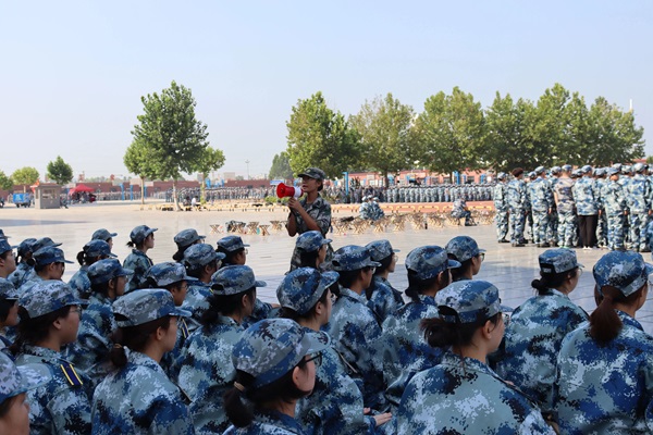 保定理工學(xué)院||管理學(xué)院||揚(yáng)帆起航，2023級(jí)軍訓(xùn)進(jìn)行時(shí)！