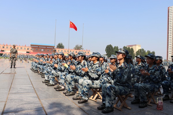 保定理工學(xué)院||管理學(xué)院||揚(yáng)帆起航，2023級(jí)軍訓(xùn)進(jìn)行時(shí)！