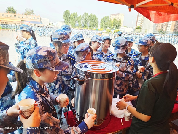 保定理工學(xué)院||管理學(xué)院||揚(yáng)帆起航，2023級(jí)軍訓(xùn)進(jìn)行時(shí)！