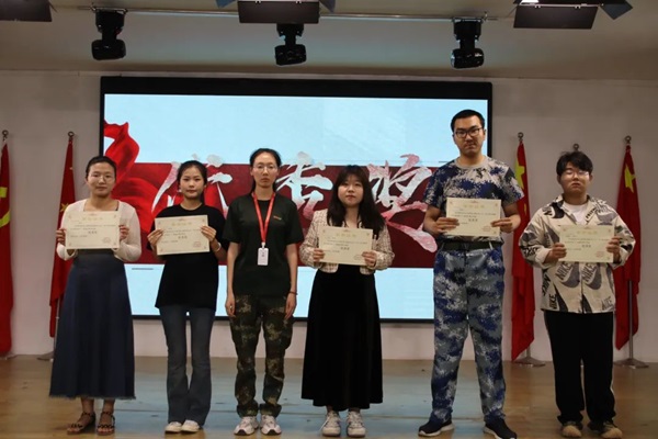 勞動教育|保定理工學院|管理學院|學習勞動精神，踐行勞動育人主題朗誦比賽