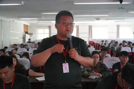 保定理工學(xué)院組織召開征兵工作培訓(xùn)會