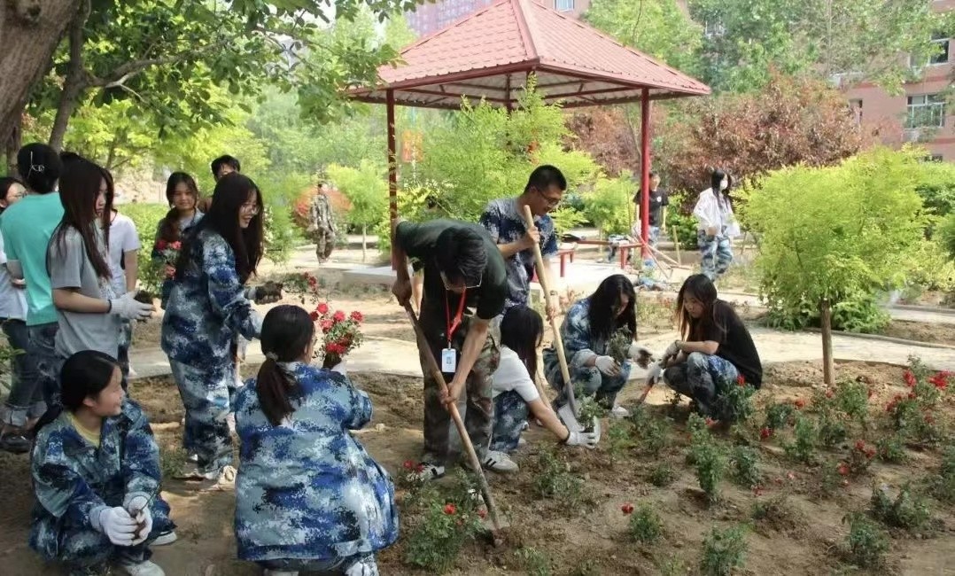 保理會計學(xué)院五月勞動月,身體力先行