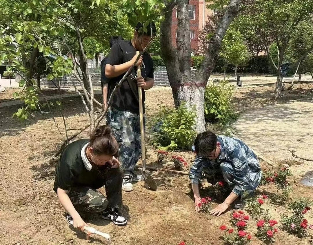 保理會計學(xué)院五月勞動月,身體力先行