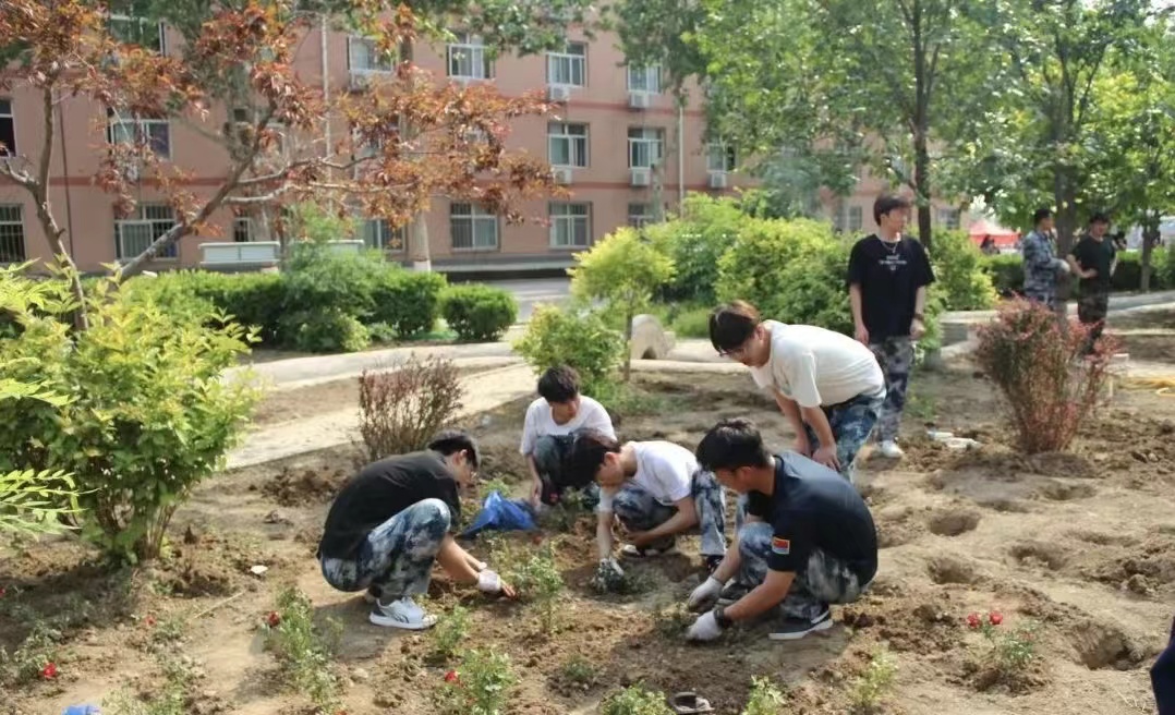 保理會計學(xué)院五月勞動月,身體力先行