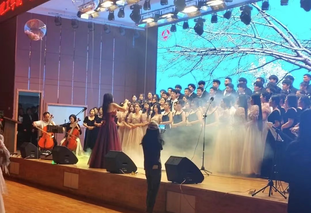 保理會(huì)計(jì)學(xué)院青春心向黨,建功新時(shí)代