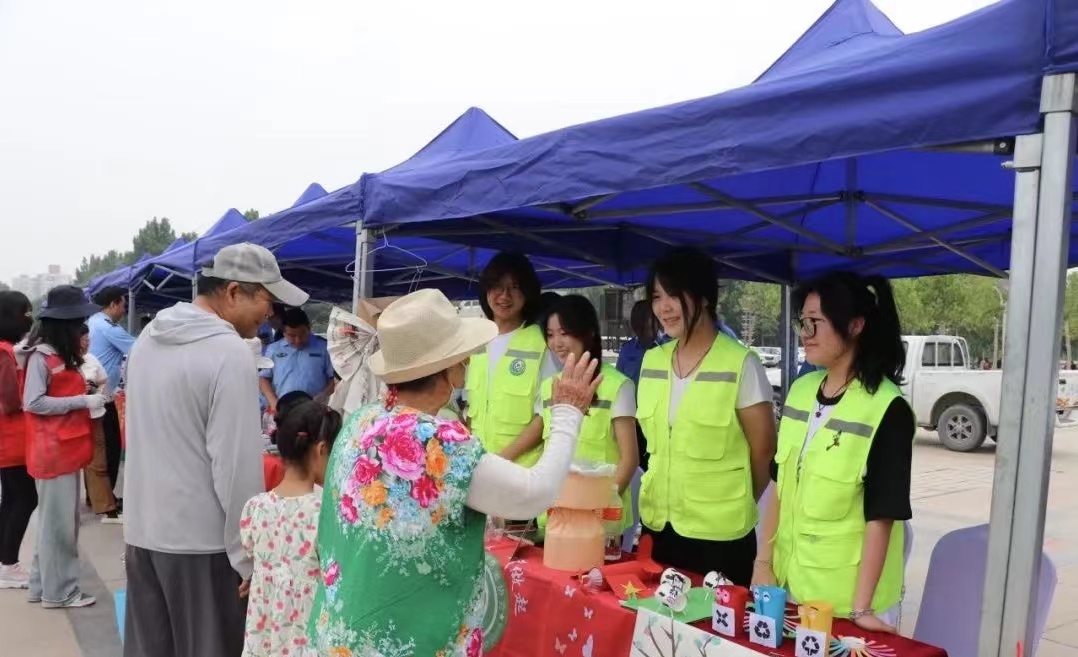 志愿服務(wù)助你我 生態(tài)保護靠大家