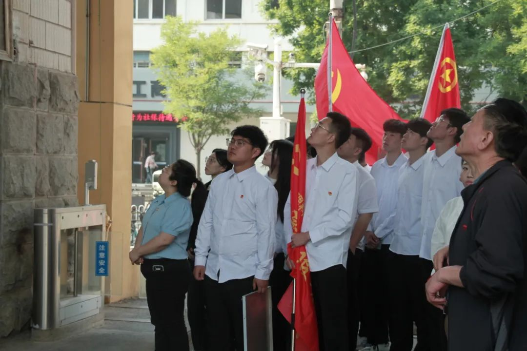 保定理工學(xué)院信息科學(xué)與工程學(xué)院 大學(xué)生德育實(shí)踐教育基地授牌儀式