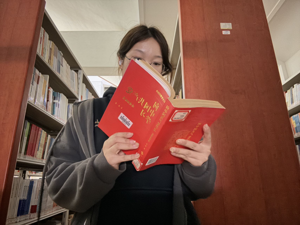 團日活動|保定理工學院|管理學院|追尋紅色記憶，傳承革命精神