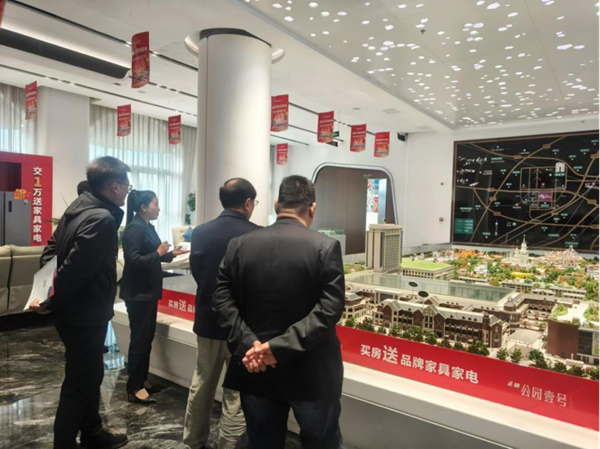 學(xué)生出校園，企業(yè)進(jìn)校園——管理科學(xué)與工程學(xué)院與正迪公司正式簽署實(shí)習(xí)基地合作協(xié)議