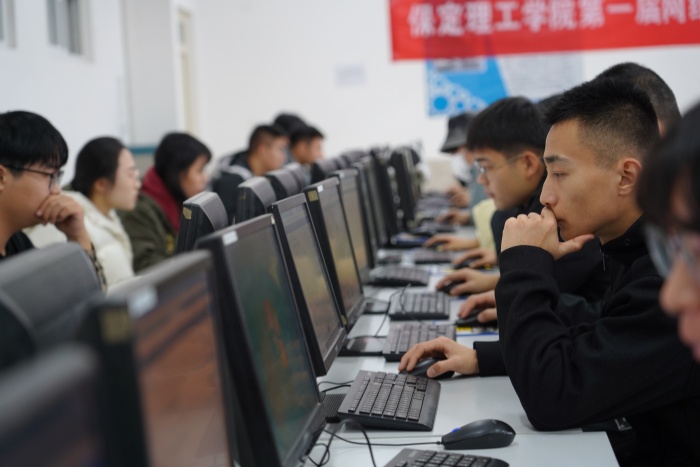 【學(xué)院風(fēng)采·賽出未來(lái)】信息科學(xué)與工程學(xué)院網(wǎng)絡(luò)安全知識(shí)競(jìng)賽順利開(kāi)展